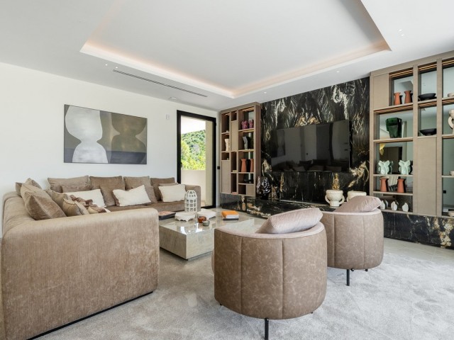 8 Sovrums Villa i Benahavís