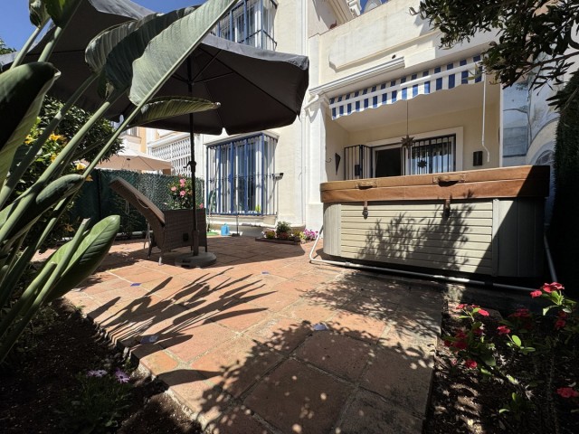 3 Bedrooms Townhouse in Nueva Andalucía