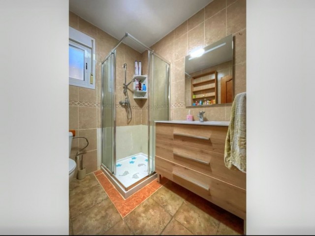 Villa avec 4 Chambres  à Estepona