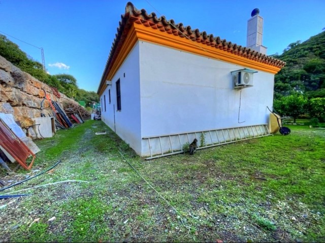 Villa avec 4 Chambres  à Estepona