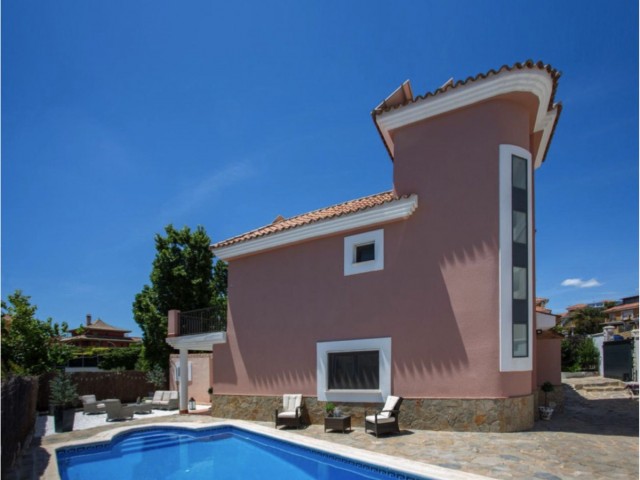 Huvila, San Luis de Sabinillas, R5394451