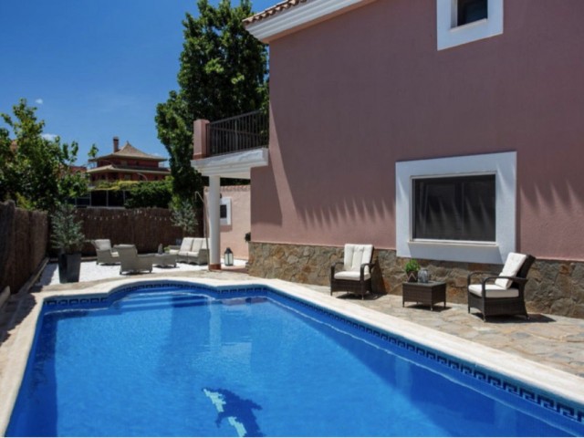 Huvila, San Luis de Sabinillas, R5394451