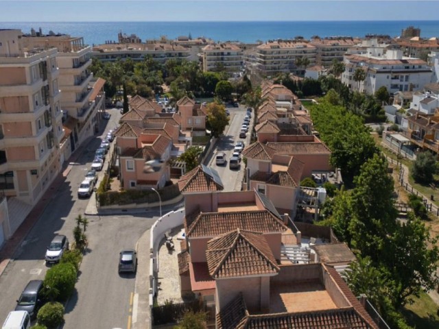 Huvila, San Luis de Sabinillas, R5394451