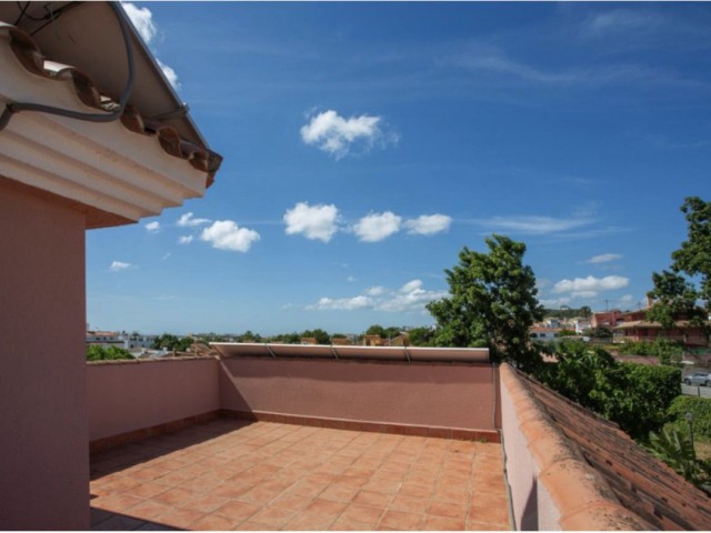 4 Makuuhuoneen Huvila San Luis de Sabinillas