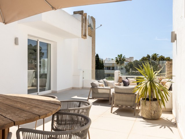 3 Bedrooms Apartment in Nueva Andalucía