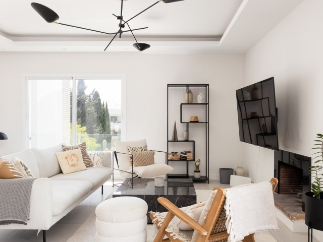 3 Bedrooms Apartment in Nueva Andalucía