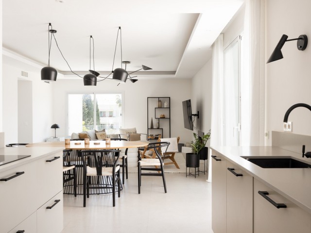 3 Bedrooms Apartment in Nueva Andalucía