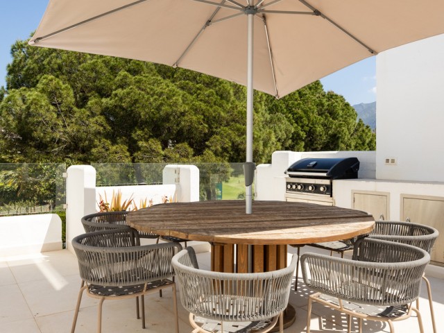 3 Bedrooms Apartment in Nueva Andalucía