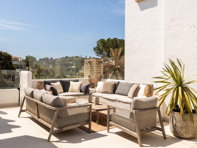 3 Bedrooms Apartment in Nueva Andalucía