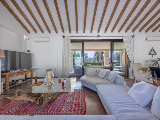 5 Bedrooms Villa in Sotogrande Alto