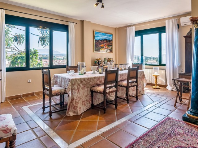 5 Bedrooms Villa in Sotogrande