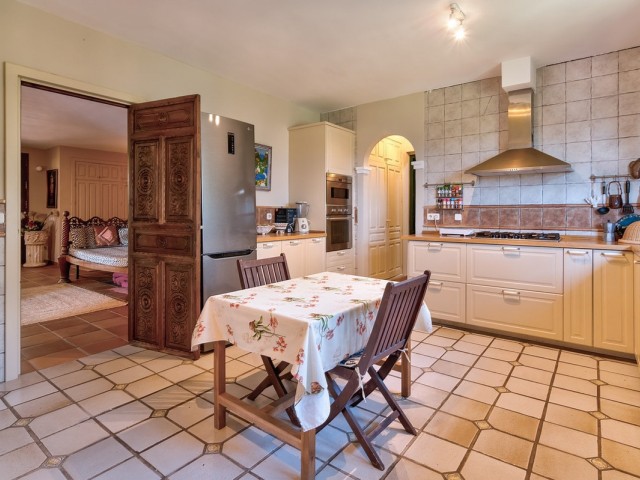 5 Bedrooms Villa in Sotogrande