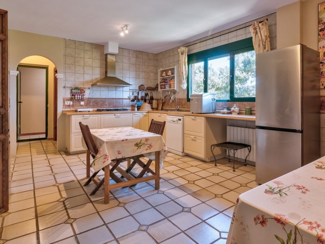 5 Bedrooms Villa in Sotogrande