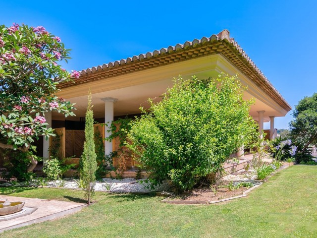 5 Bedrooms Villa in Sotogrande