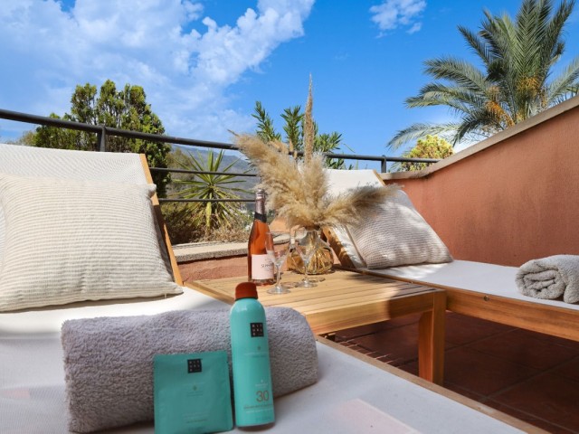 2 Bedrooms Apartment in Nueva Andalucía