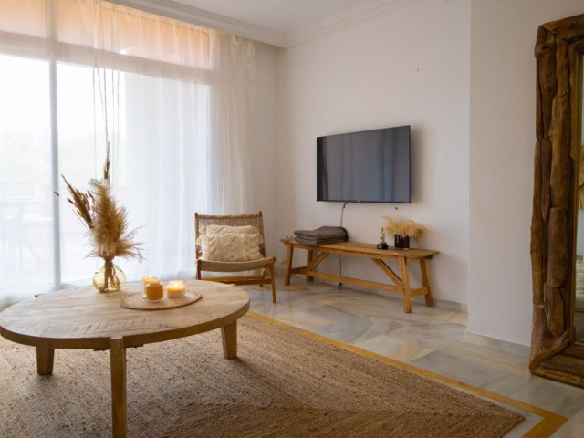 2 Bedrooms Apartment in Nueva Andalucía
