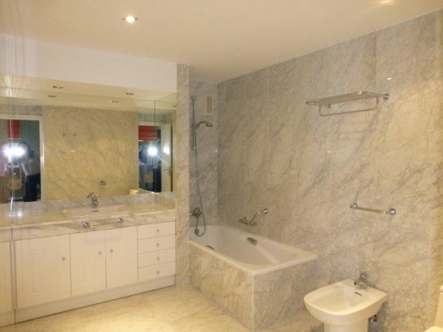 Penthouse in Puerto Banús