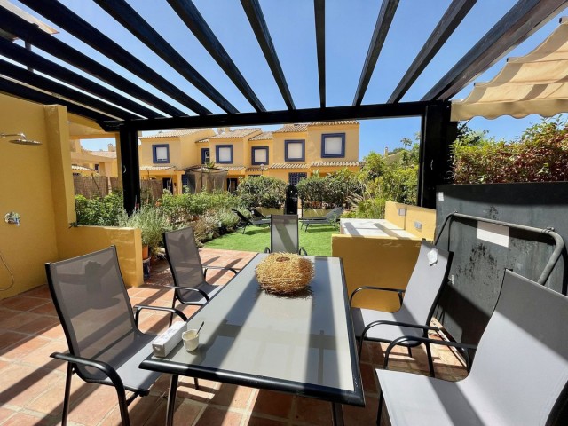 3 Bedrooms Townhouse in Nueva Andalucía