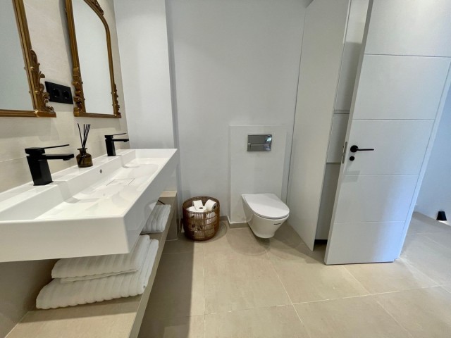3 Bedrooms Townhouse in Nueva Andalucía