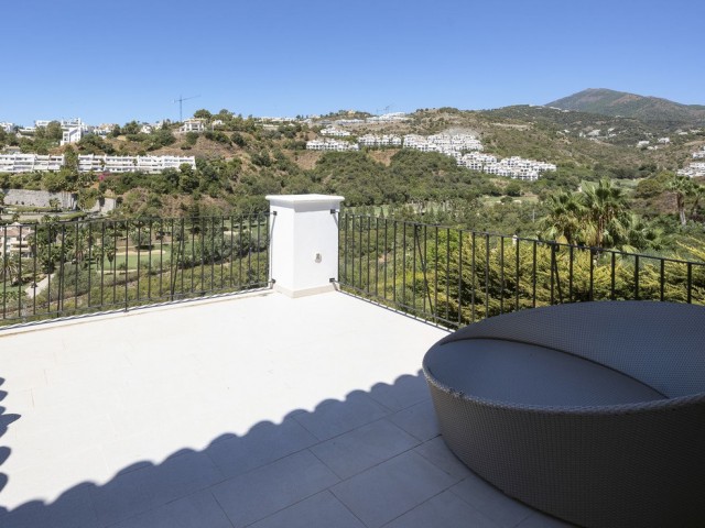 7 Sovrums Villa i Benahavís