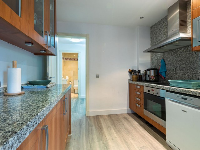 2 Bedrooms Apartment in Nueva Andalucía