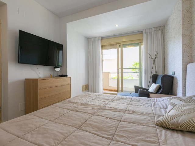 2 Bedrooms Apartment in Nueva Andalucía