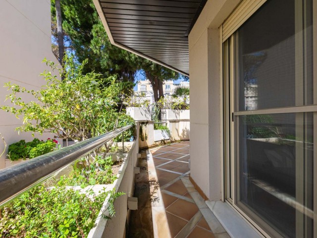 2 Bedrooms Apartment in Nueva Andalucía
