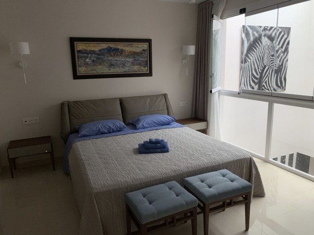 6 Bedrooms Apartment in Puerto Banús