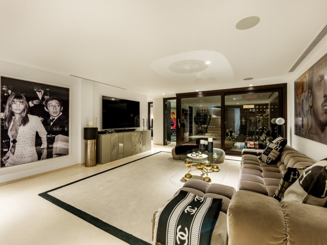 7 Bedrooms Villa in Nueva Andalucía