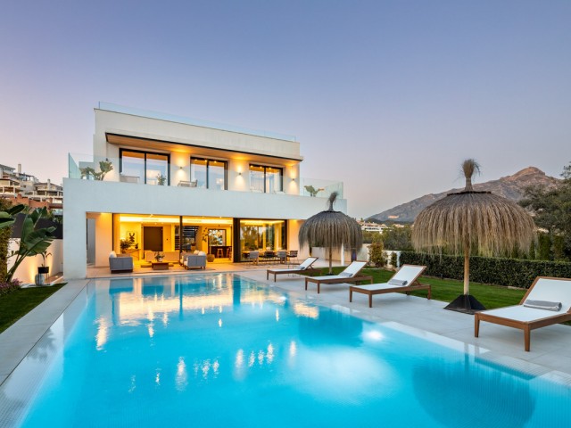Villa, Nueva Andalucia