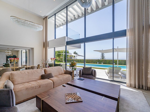 5 Bedrooms Villa in Los Arqueros