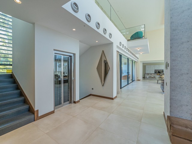 5 Bedrooms Villa in Los Arqueros