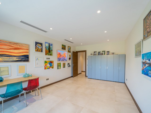 5 Bedrooms Villa in Los Arqueros
