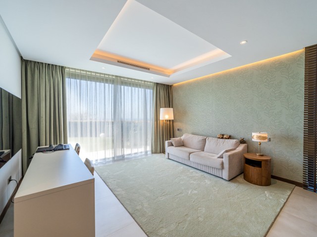 5 Bedrooms Villa in Los Arqueros