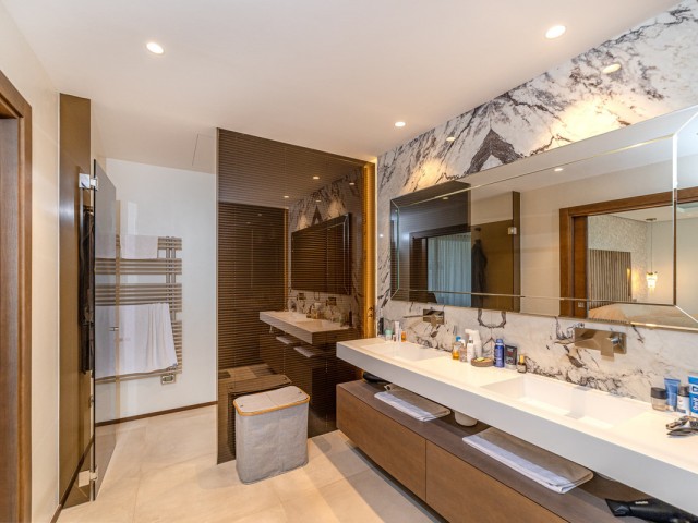5 Bedrooms Villa in Los Arqueros
