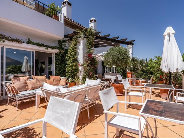Penthouse in Nueva Andalucía