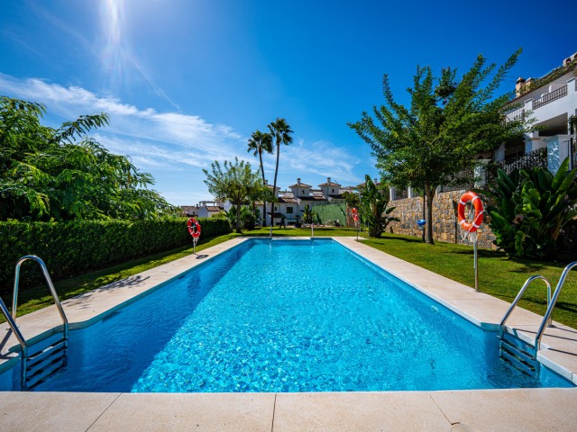 4 Soveroms Rekkehus i Estepona