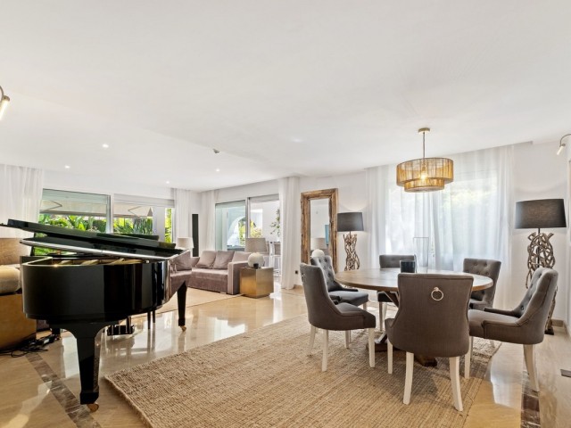 2 Schlafzimmer Apartment in Marbella
