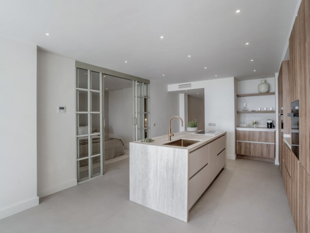 3 Bedrooms Apartment in Nueva Andalucía