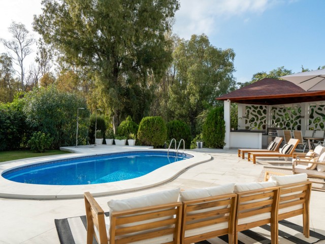 4 Sovrums Villa i Benahavís