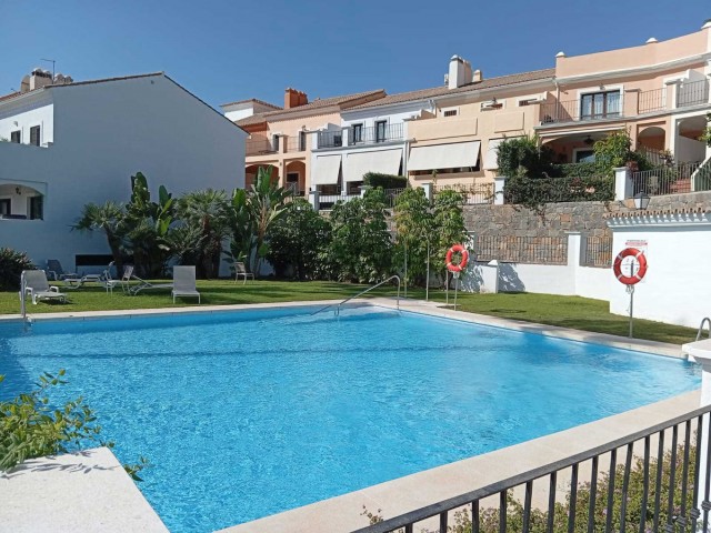 3 Bedrooms Townhouse in El Paraiso