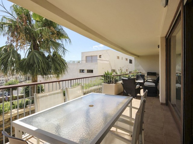 3 Bedrooms Apartment in Marbella