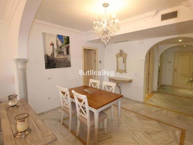 2 Bedrooms Apartment in Nueva Andalucía
