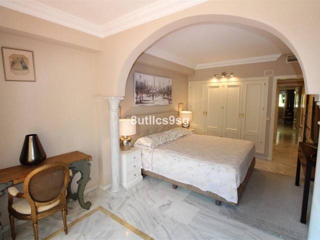 2 Bedrooms Apartment in Nueva Andalucía