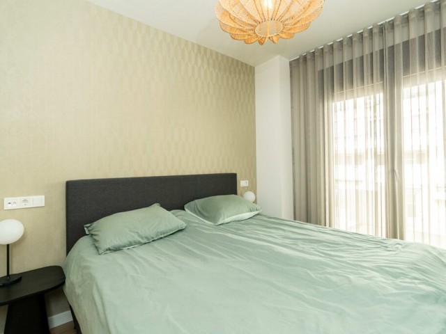 Apartamento con 2 Dormitorios  en Málaga Centro