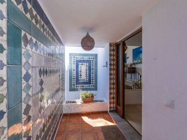 Villa con 3 Dormitorios  en Estepona