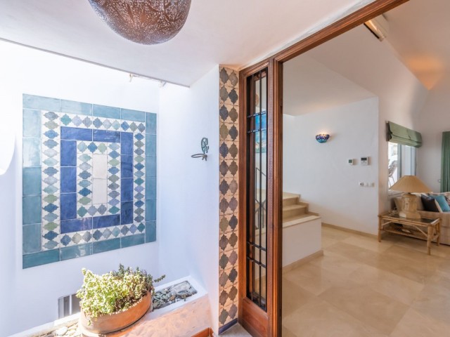 Villa con 3 Dormitorios  en Estepona