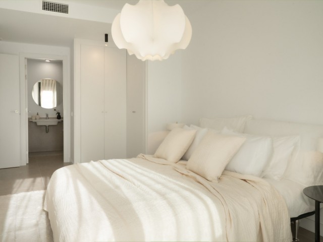 2 Soveroms Leilighet i Estepona
