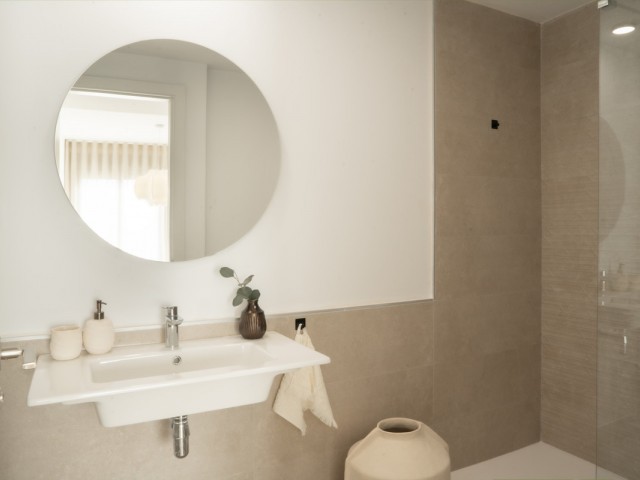 2 Soveroms Leilighet i Estepona