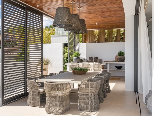 6 Bedrooms Villa in Benahavís
